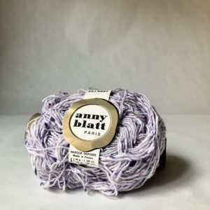 pelote de laine chiné blanc et lilas
